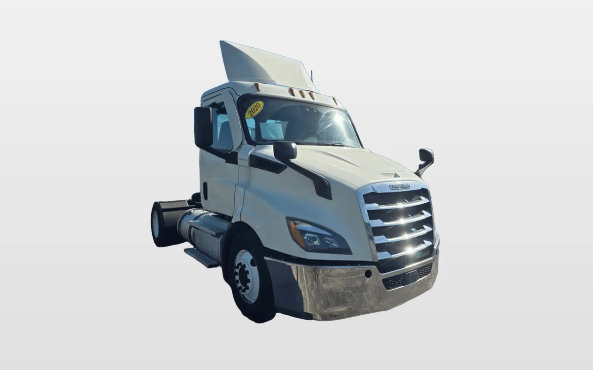 2020 Freightliner Cascadia - image 1