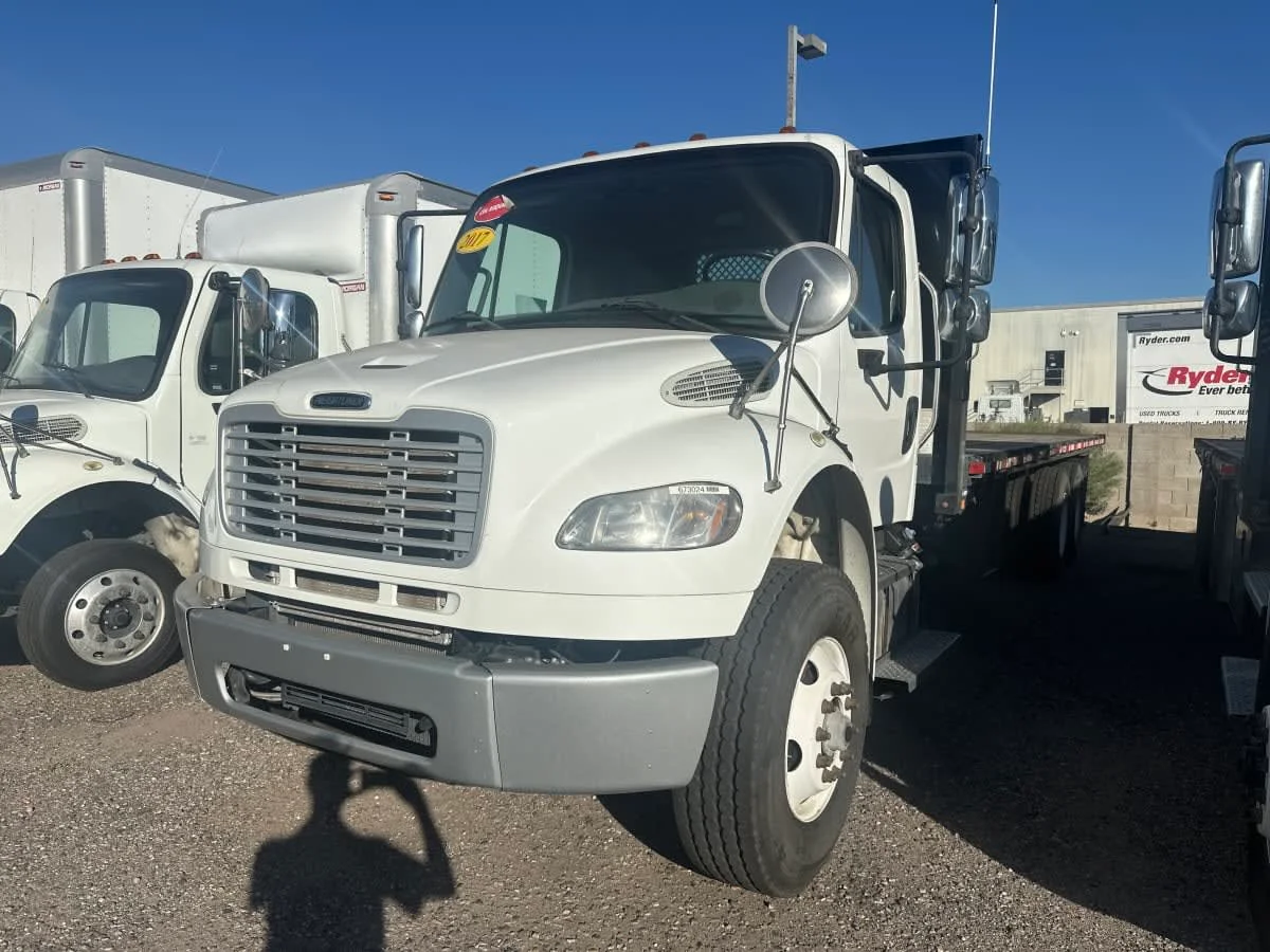 2017 Freightliner M2 106 in Phoenix, AZ