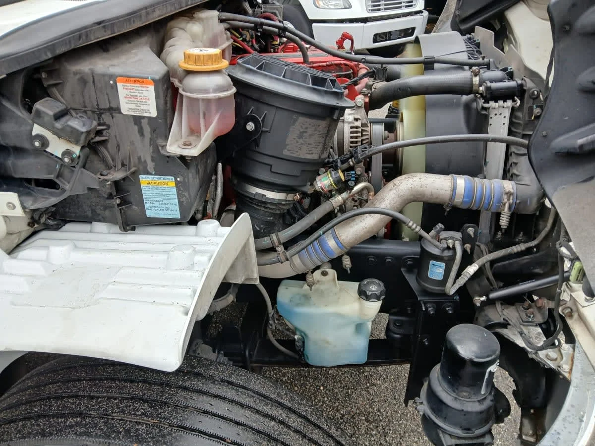 2021 Freightliner M2 106 - image 11