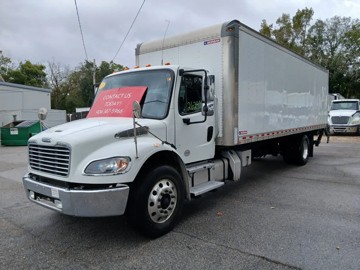 2021 Freightliner M2 106 - image 2