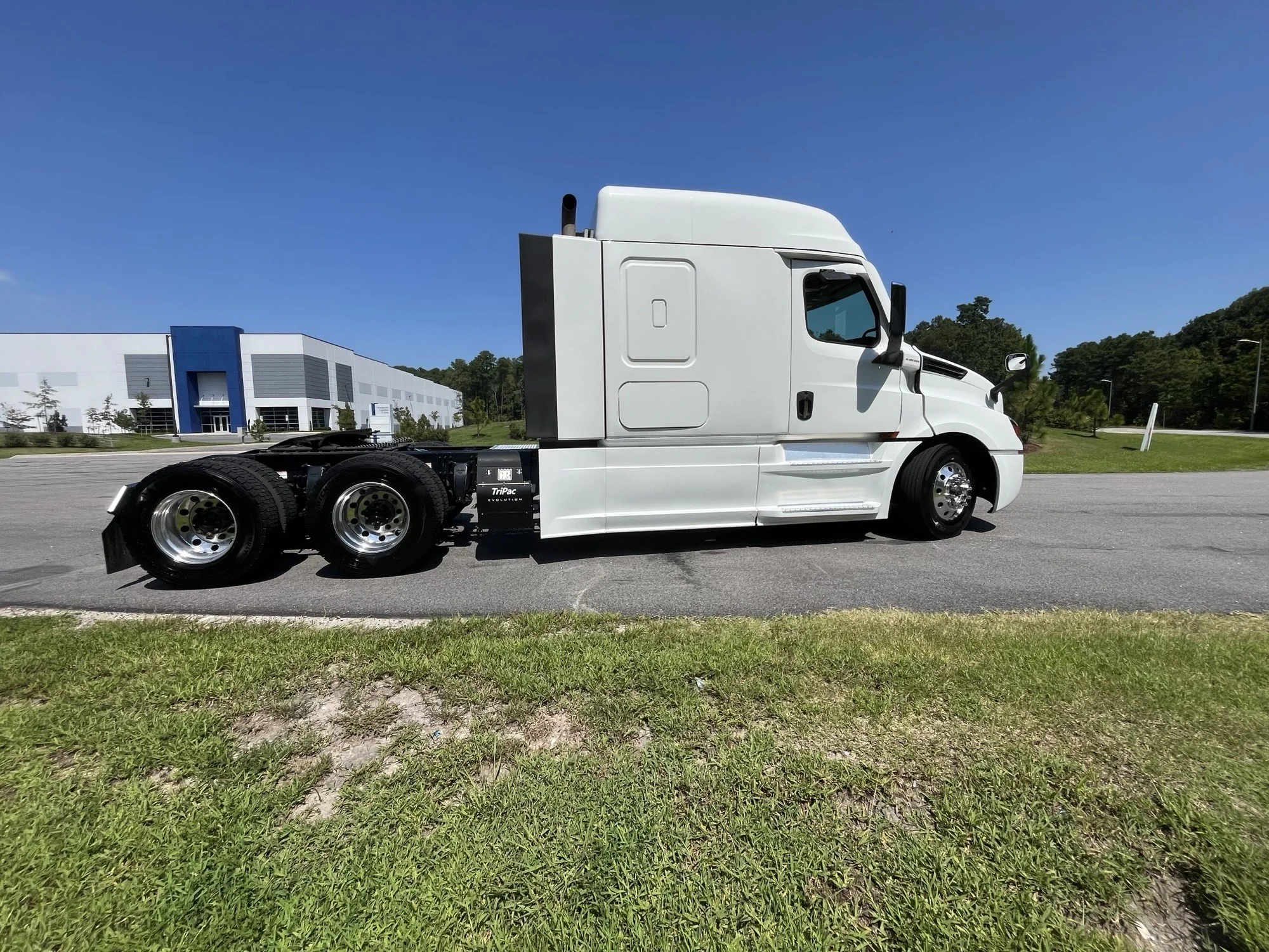 2023 Freightliner in Weyers Cave, VA — photo 6