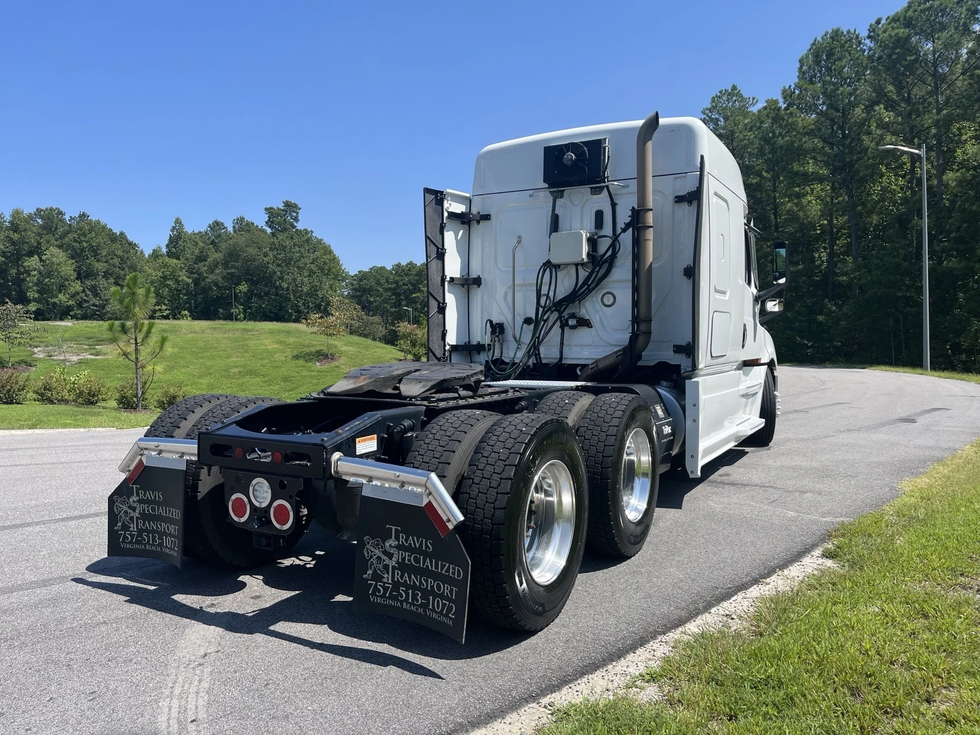 2023 Freightliner in Weyers Cave, VA — photo 5