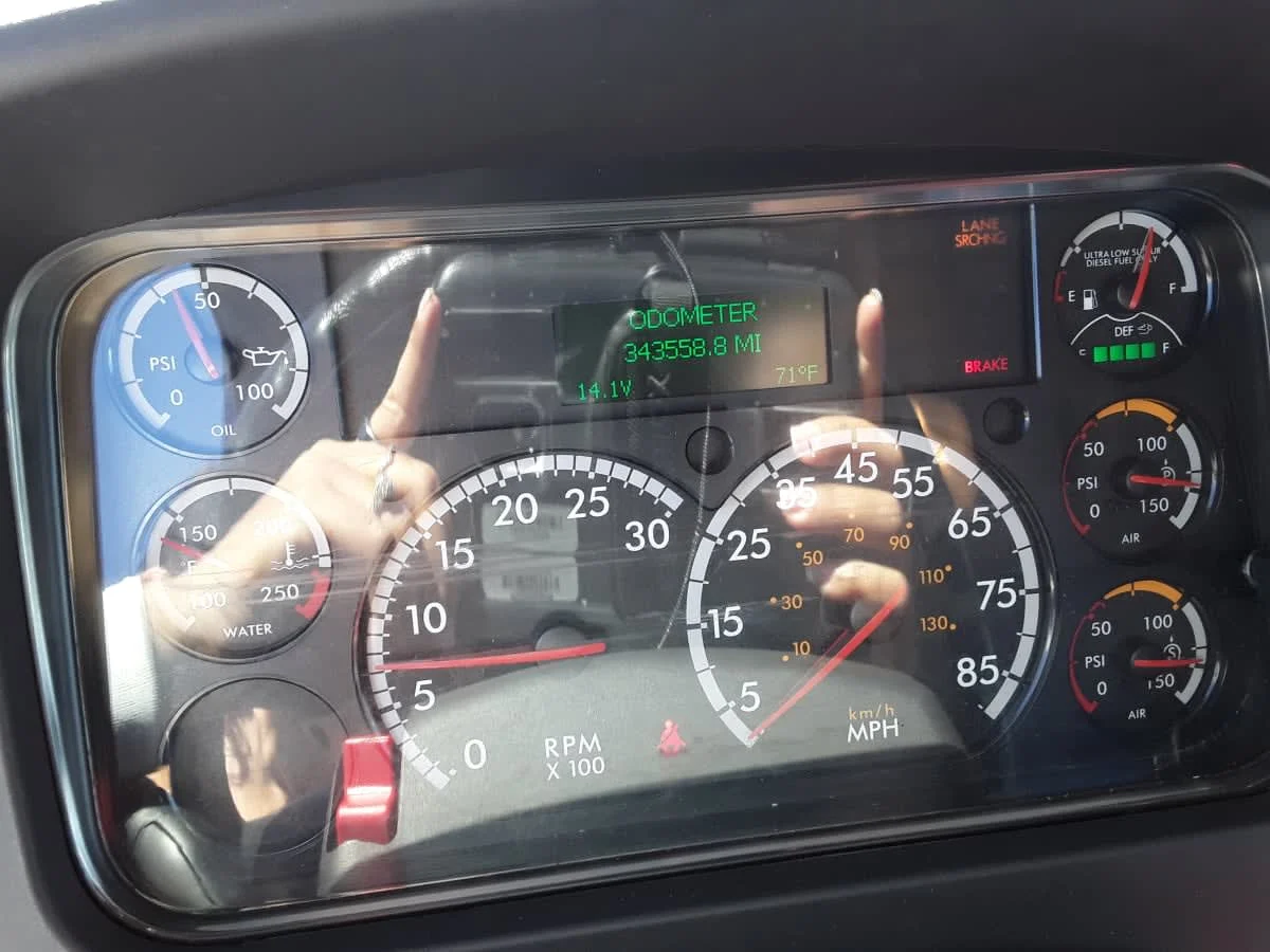 2020 Freightliner M2 106 - image 10