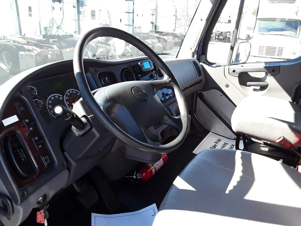 2020 Freightliner M2 106 in Allentown, PA — photo 7