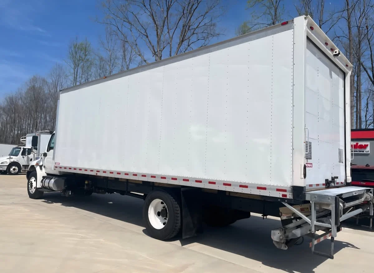 2020 International MV - image 6