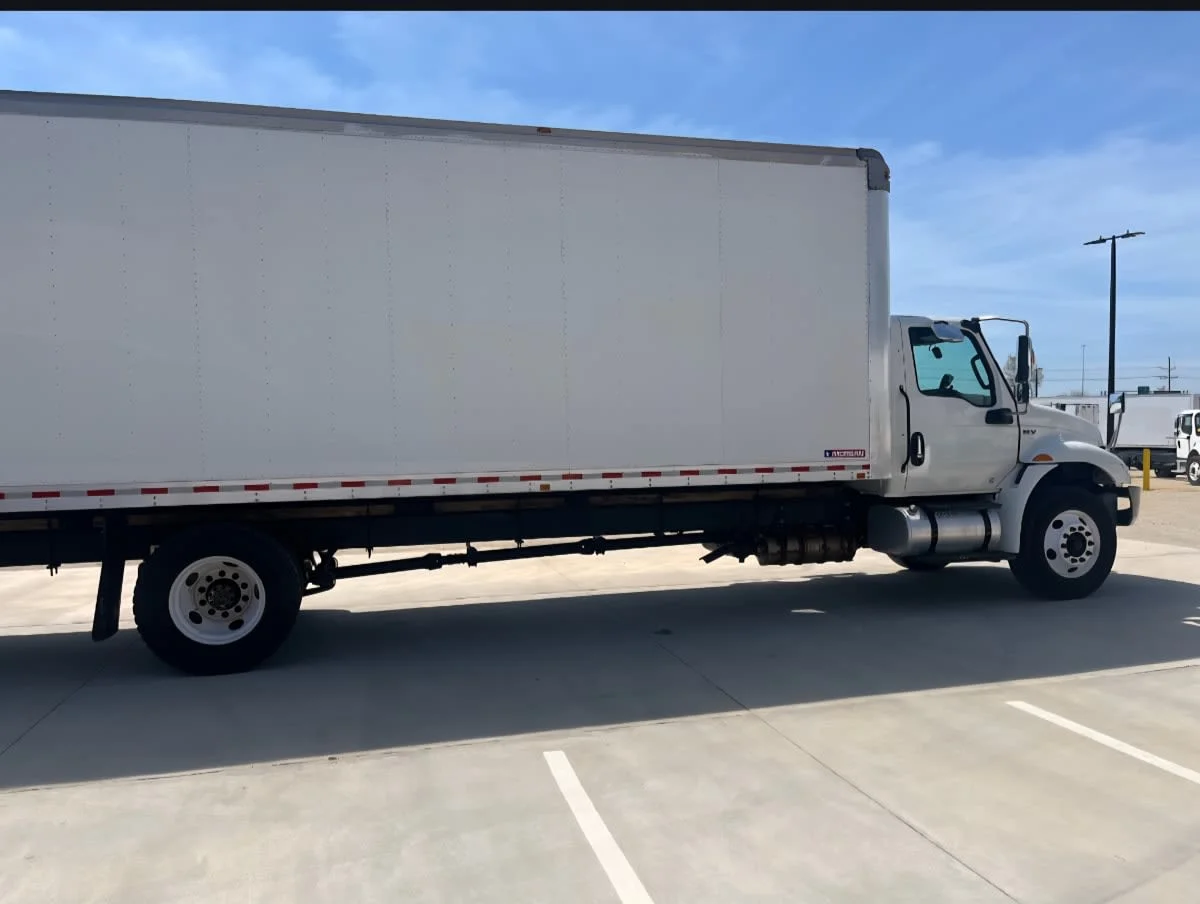 2020 International MV - image 4