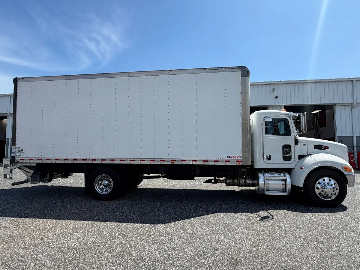 2020 Peterbilt 337 in Baltimore, MD — photo 12