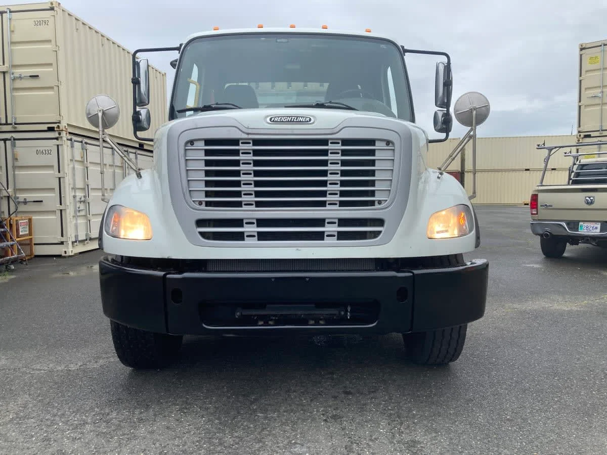 2019 Freightliner M2 112 in Springfield, MA — photo 2