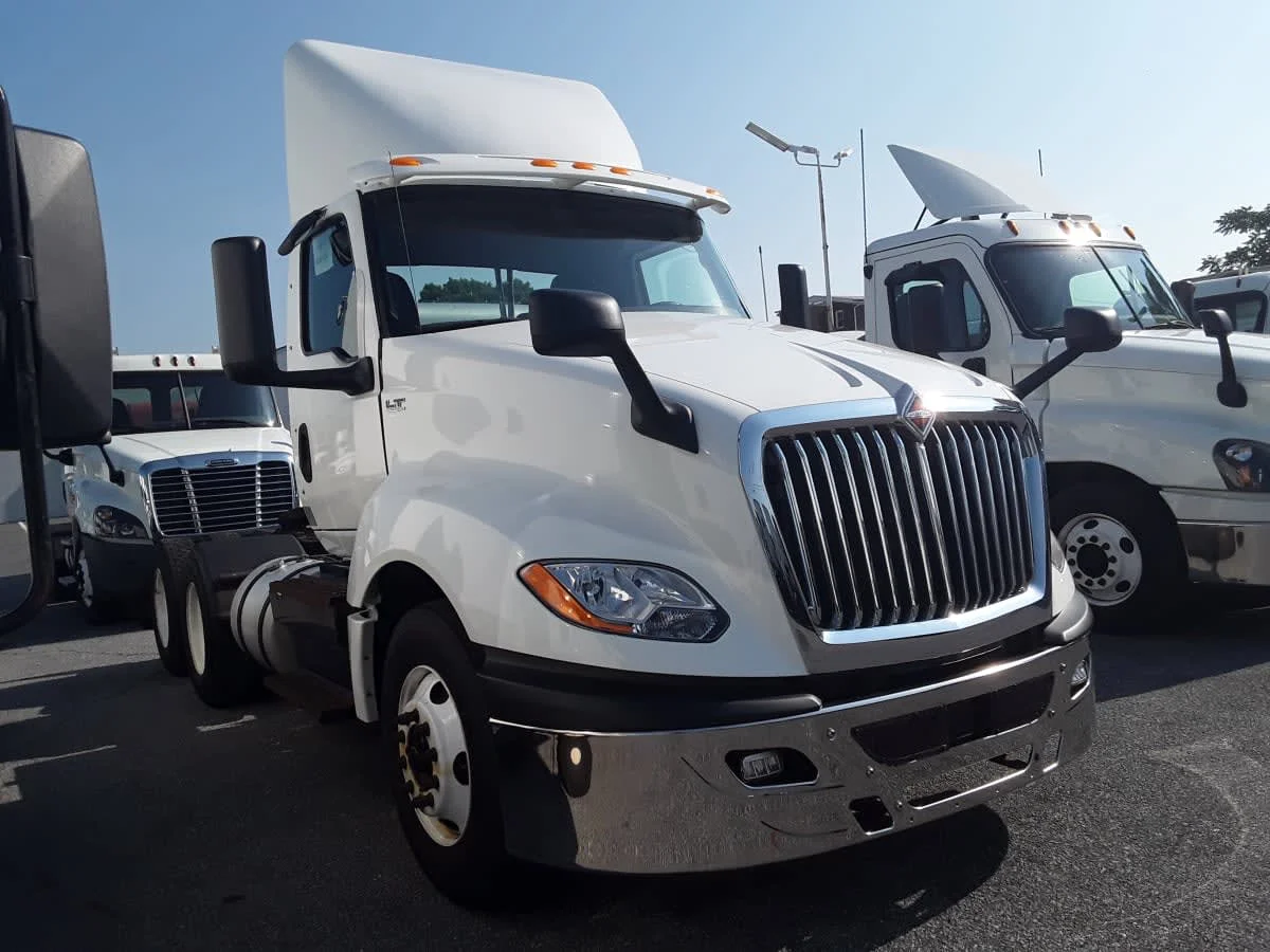 2019 International LT in Allentown, PA — photo 3