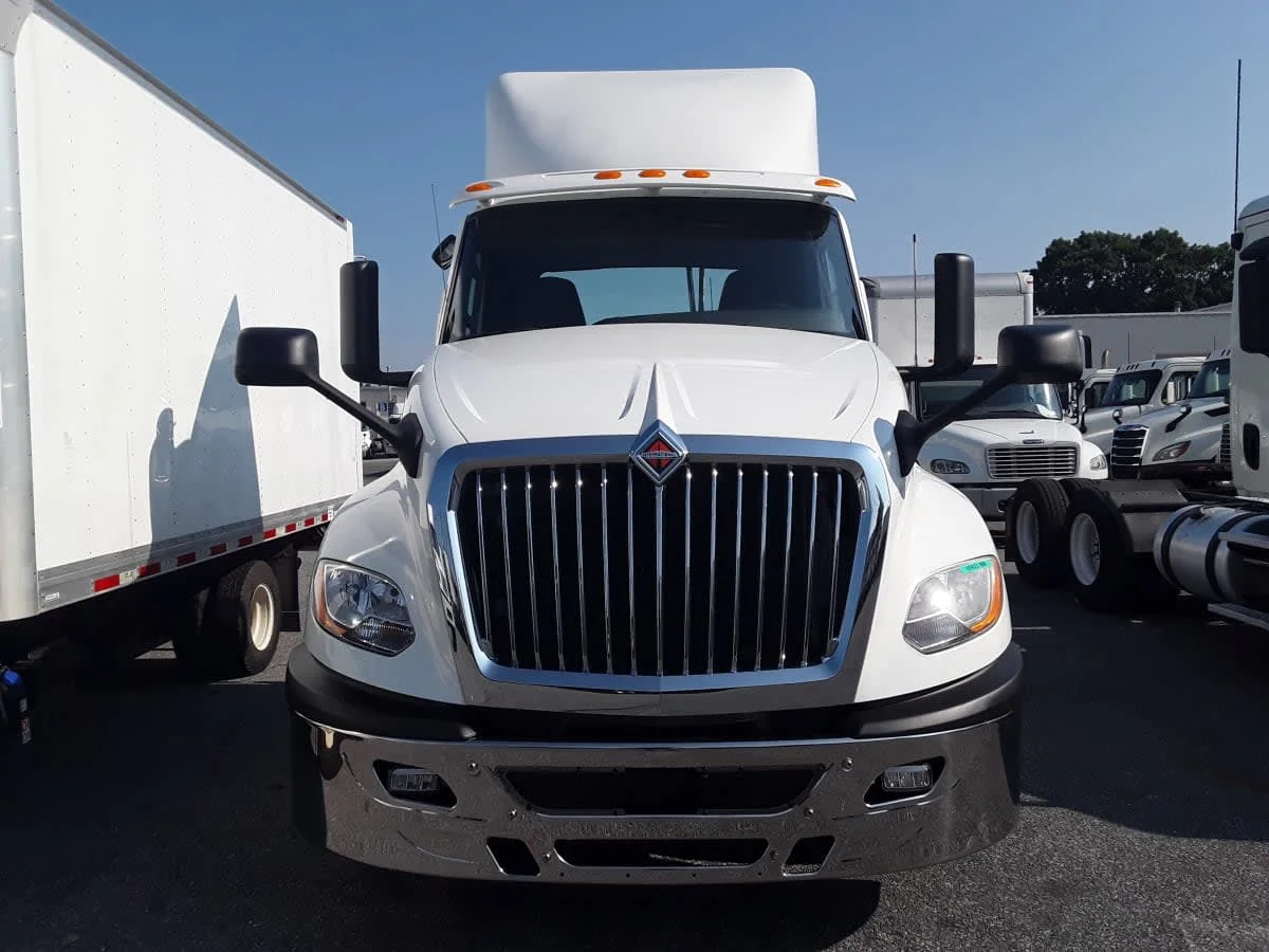 2019 International LT in Allentown, PA — photo 2