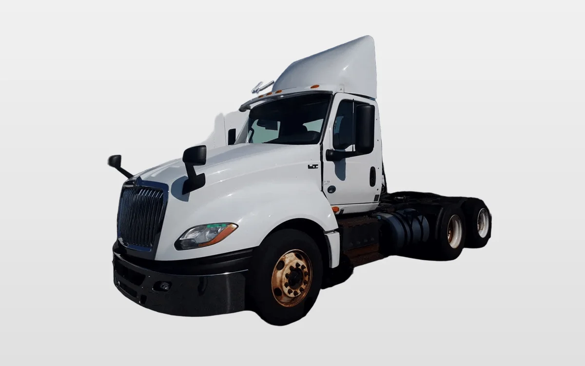 2019 International - image 1