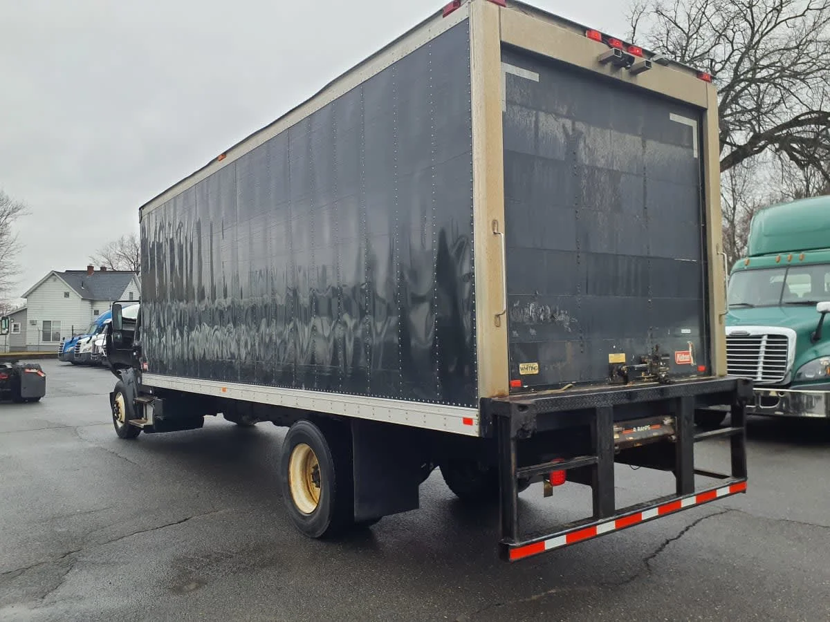 2019 Freightliner M2 106 in Springfield, MA — photo 6