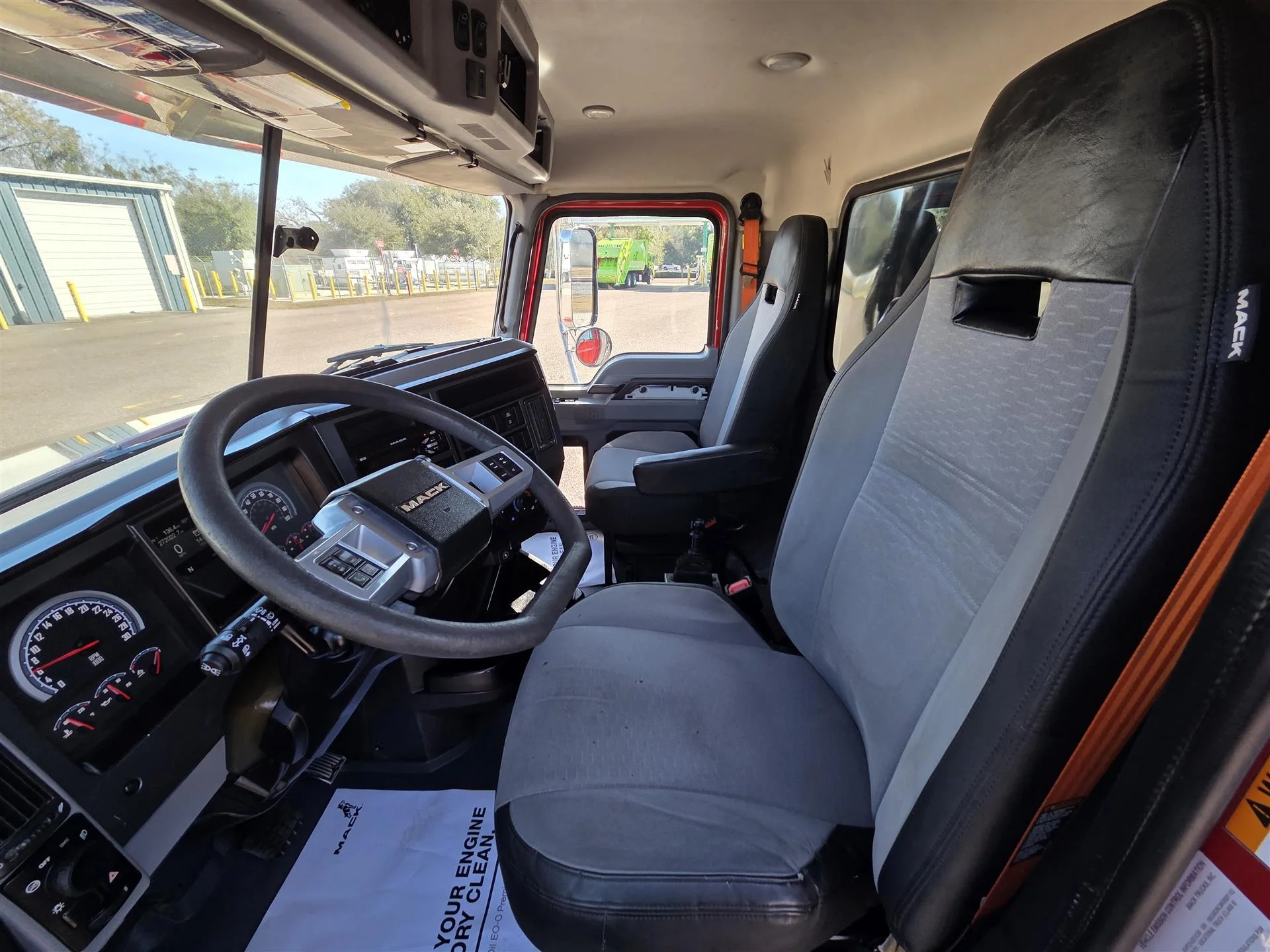 2019 Mack Granite - image 17