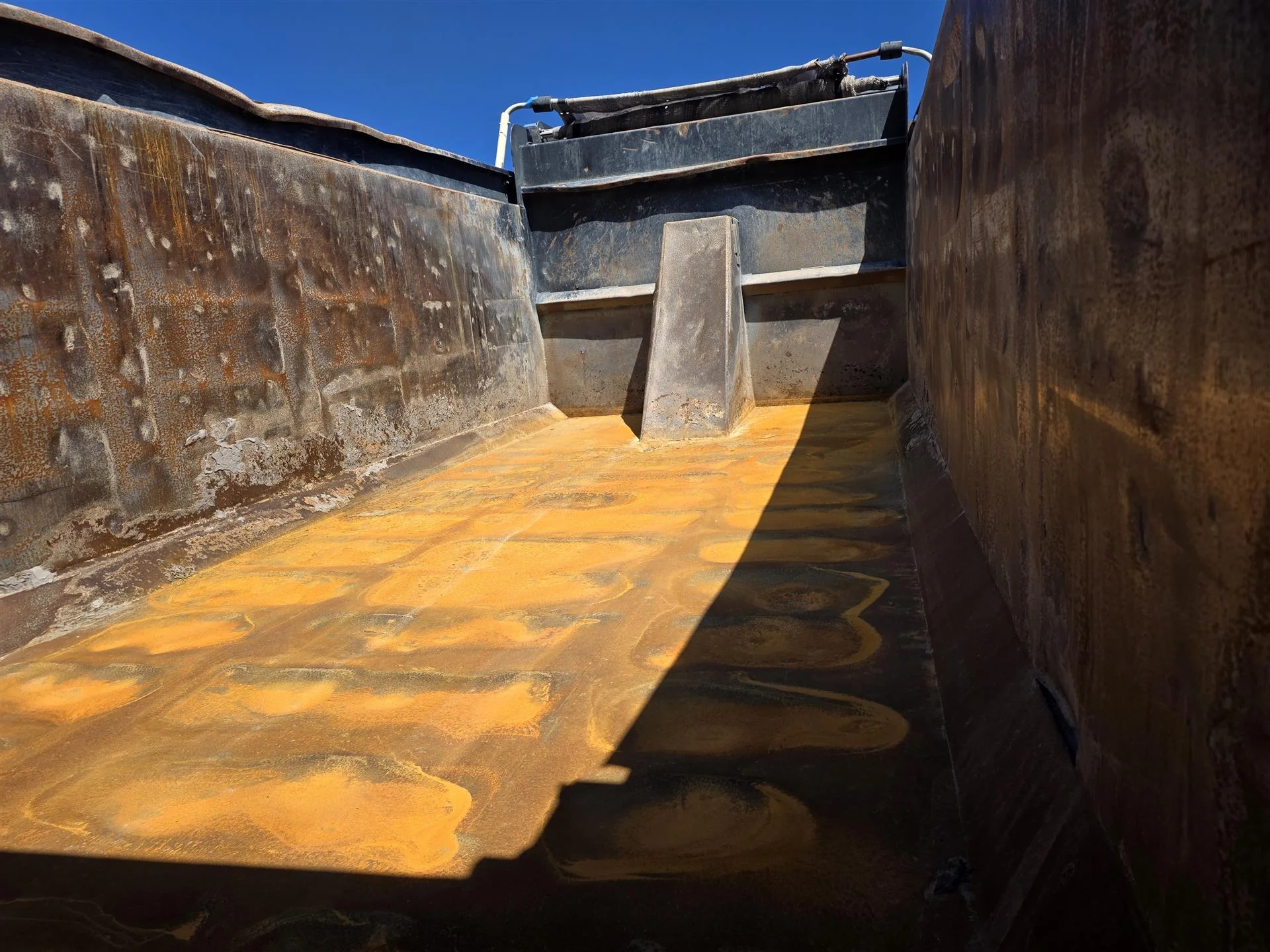 2019 Mack Granite - image 9