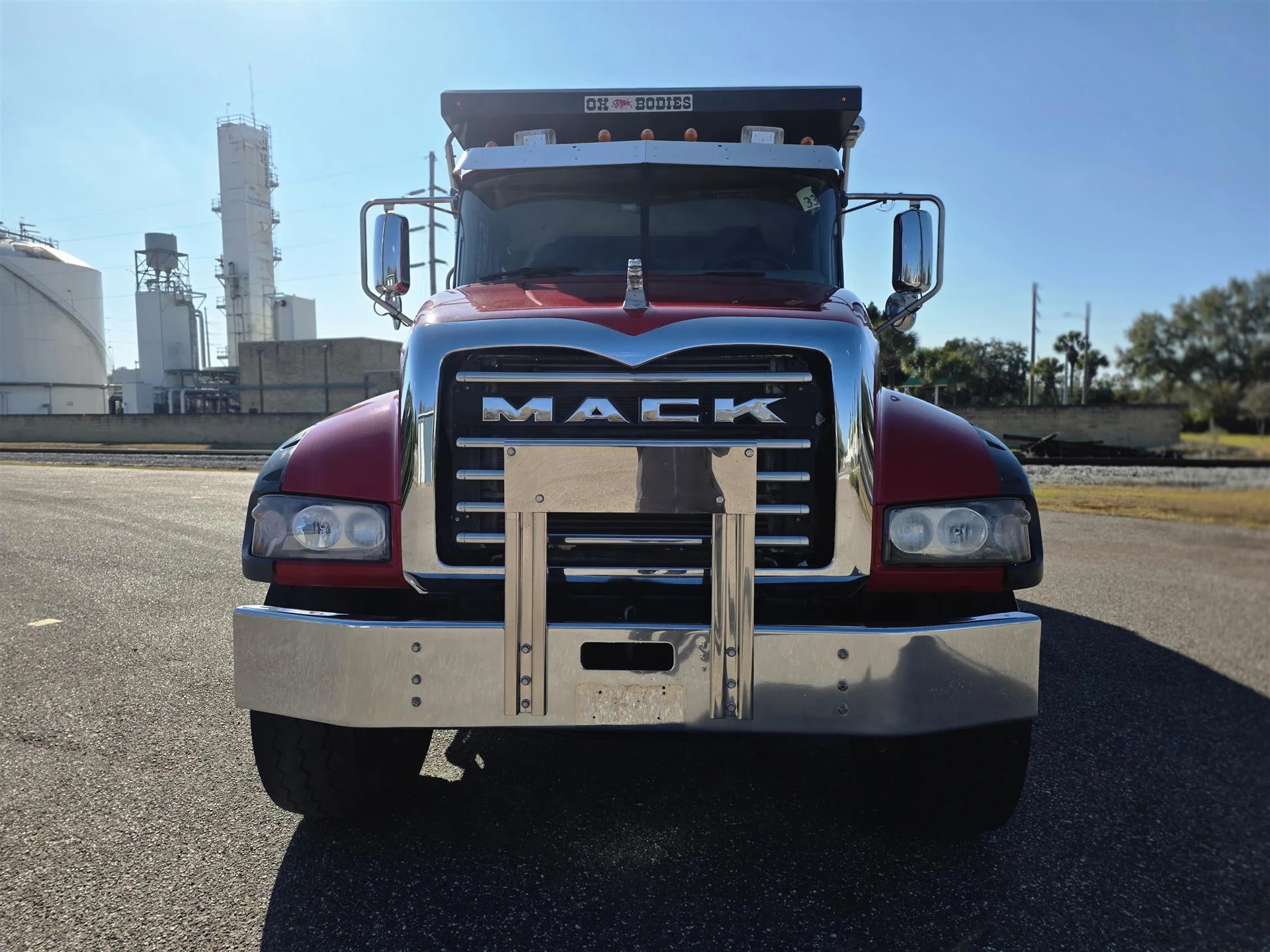 2019 Mack Granite - image 3