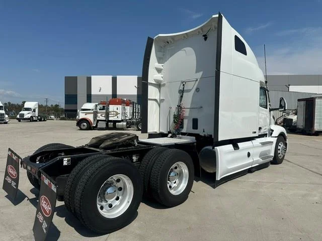 2024 Peterbilt 579 — photo 13
