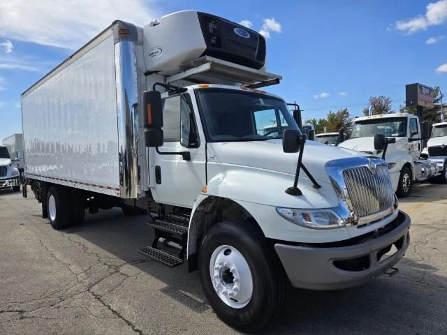 2019 International 4300 - image 4