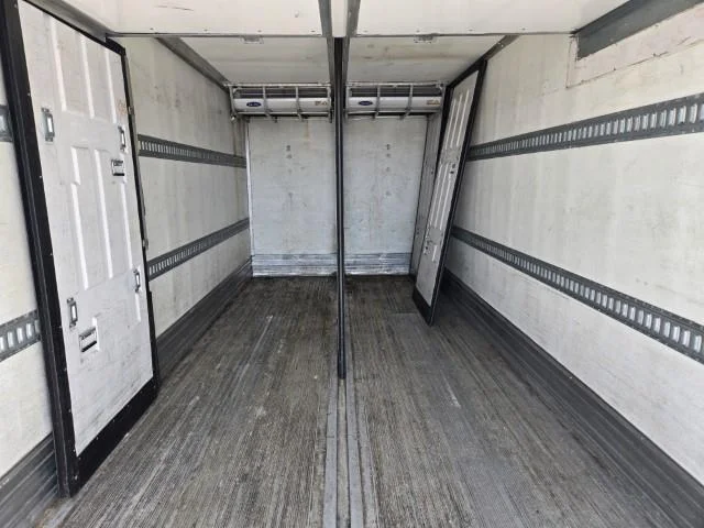 2019 International 4300 - image 22