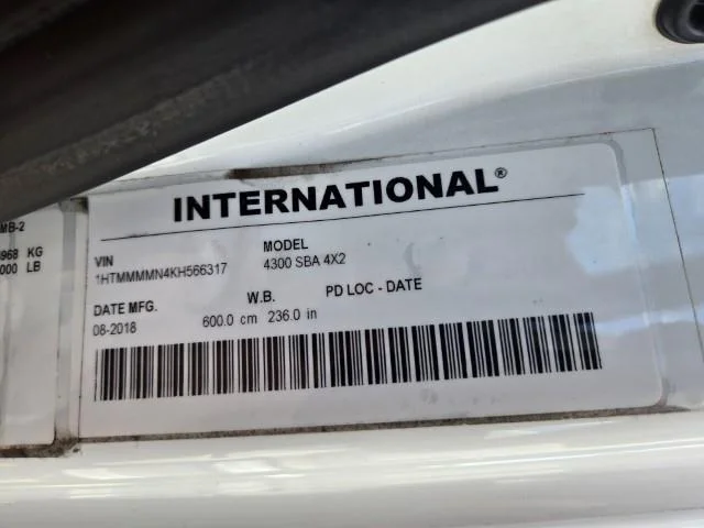 2019 International 4300 - image 33