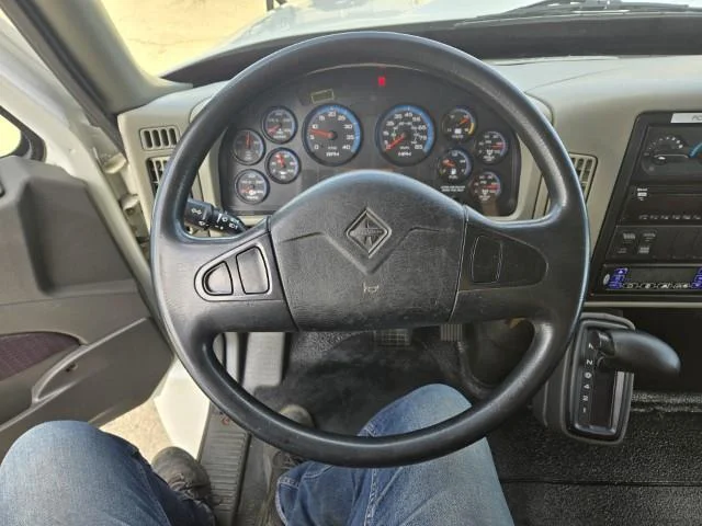 2019 International 4300 - image 12