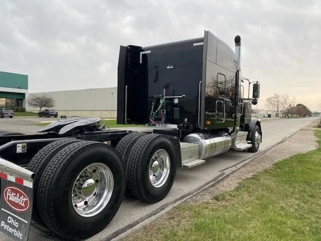2025 Peterbilt 589 - image 6