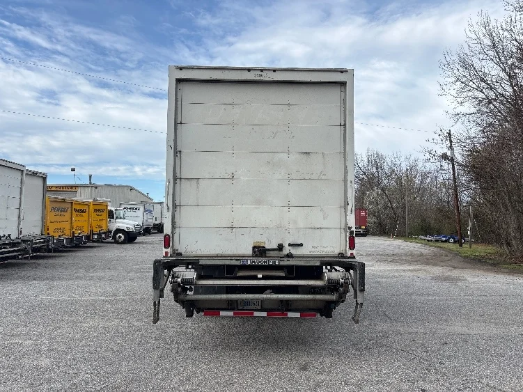 2020 Freightliner M2 106 - image 7