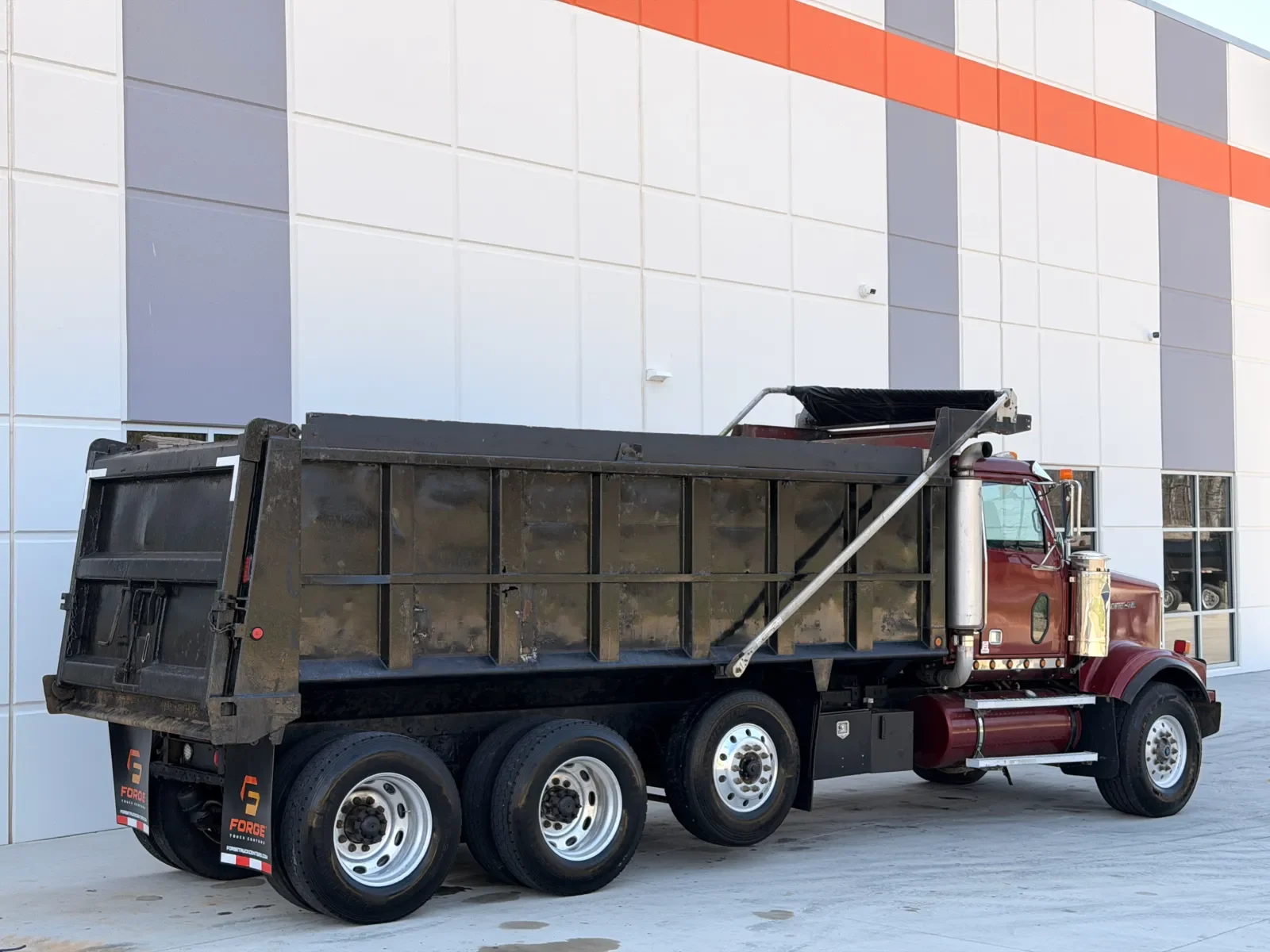 2004 Western Star 4900 - image 6