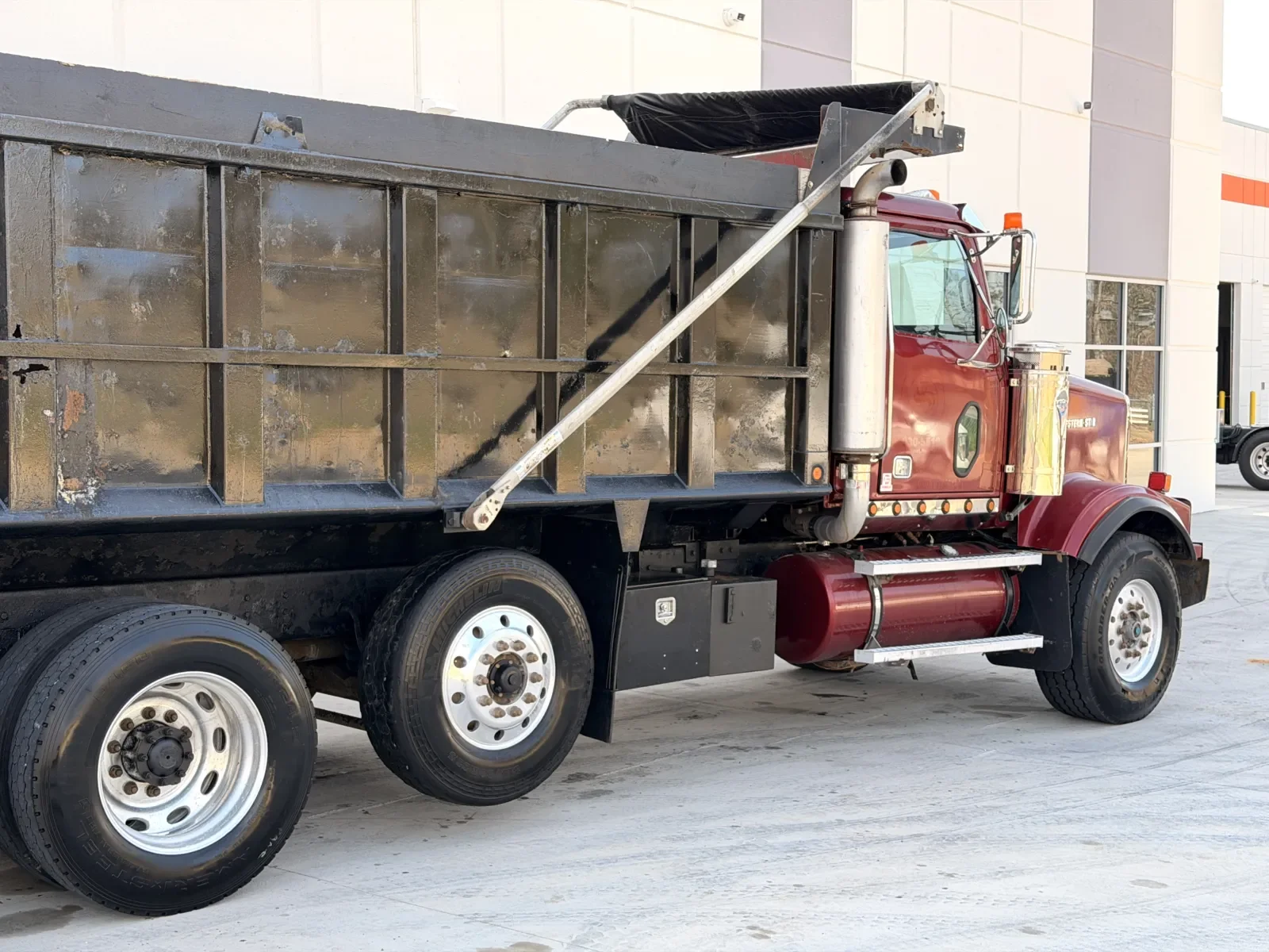2004 Western Star 4900 in Greer, SC — photo 8