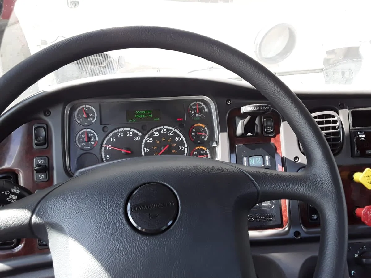 2019 Freightliner M2 106 in Kansas City, MO — photo 7