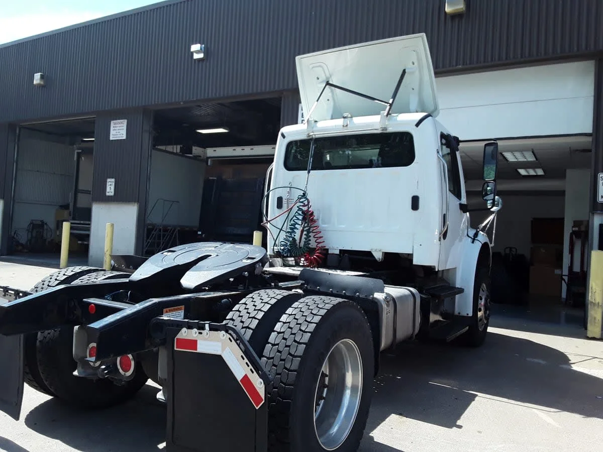 2019 Freightliner M2 106 in Kansas City, MO — photo 4