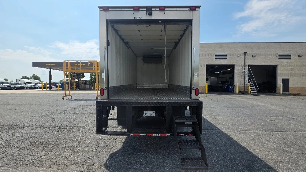 2022 Freightliner eM2 in Concord, NC — photo 8