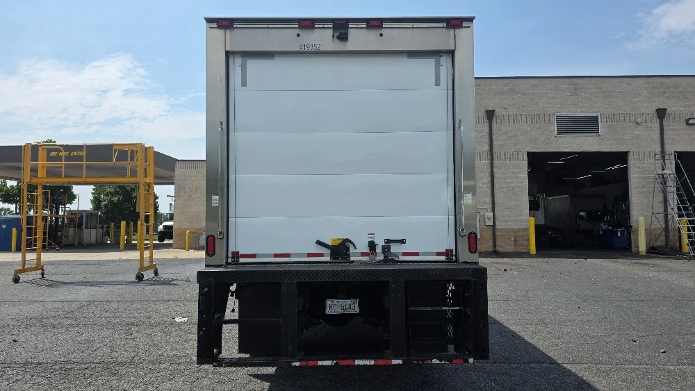 2022 Freightliner eM2 in Concord, NC — photo 7