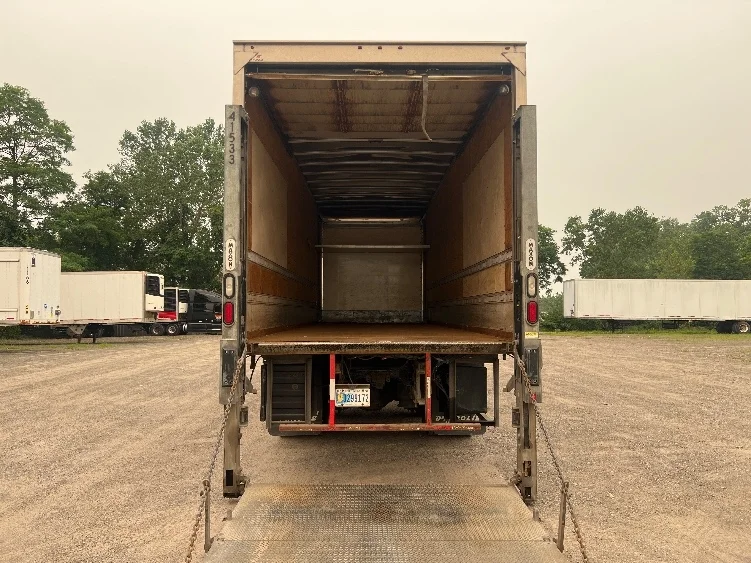 2020 Freightliner eM2 in Geneva, NY — photo 8