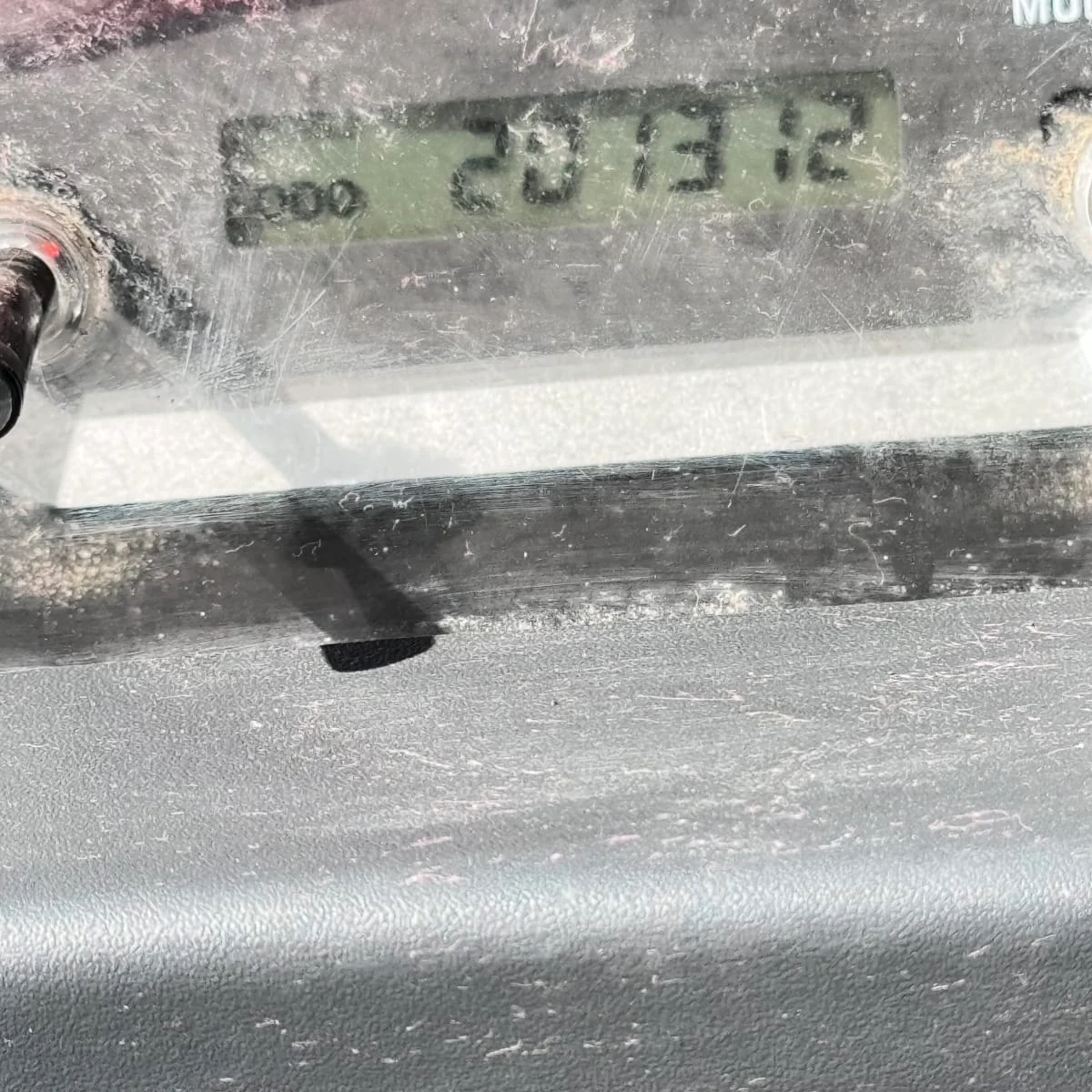 2016 Isuzu NRR - image 12