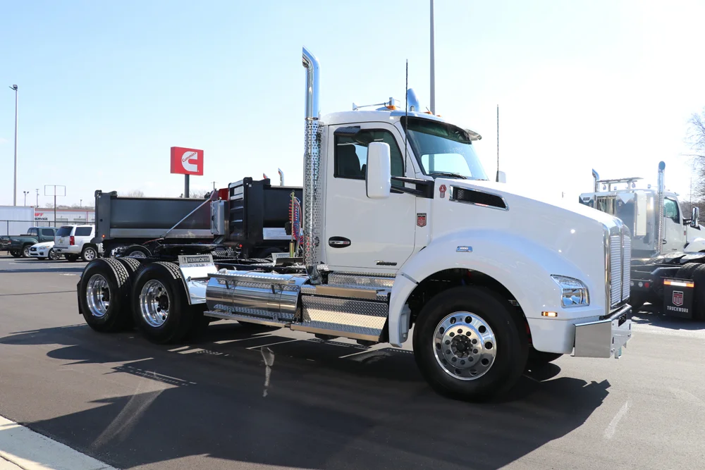 2027 Kenworth — photo 3