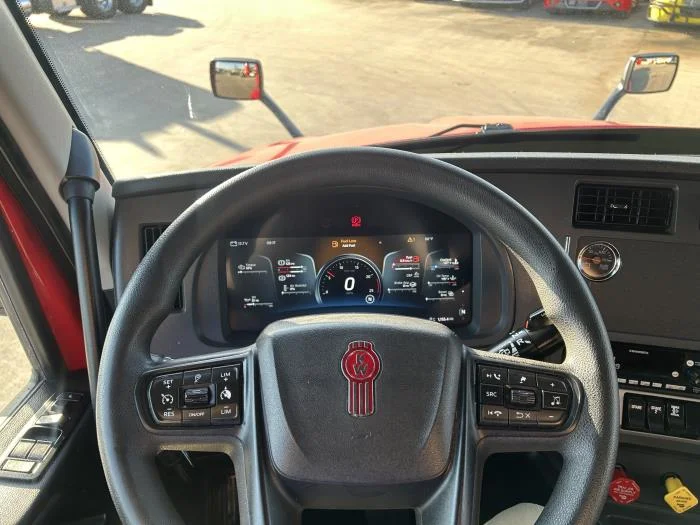 2024 Kenworth T680 in Houston, TX — photo 39