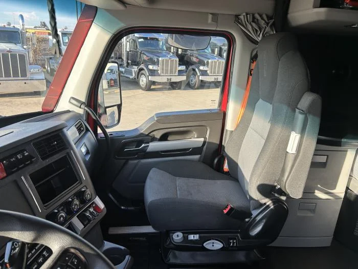 2024 Kenworth T680 - image 26