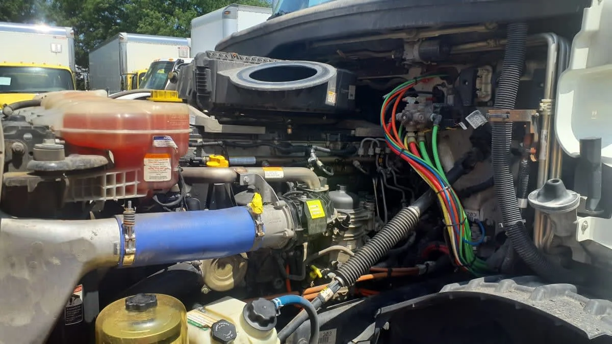 2019 Freightliner Cascadia in Bolingbrook, IL — photo 9