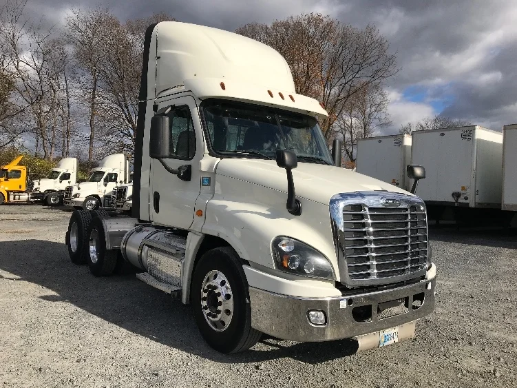 2019 Freightliner Cascadia in Cleona, PA