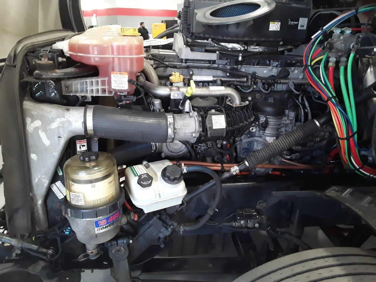 2019 Freightliner Cascadia - image 11