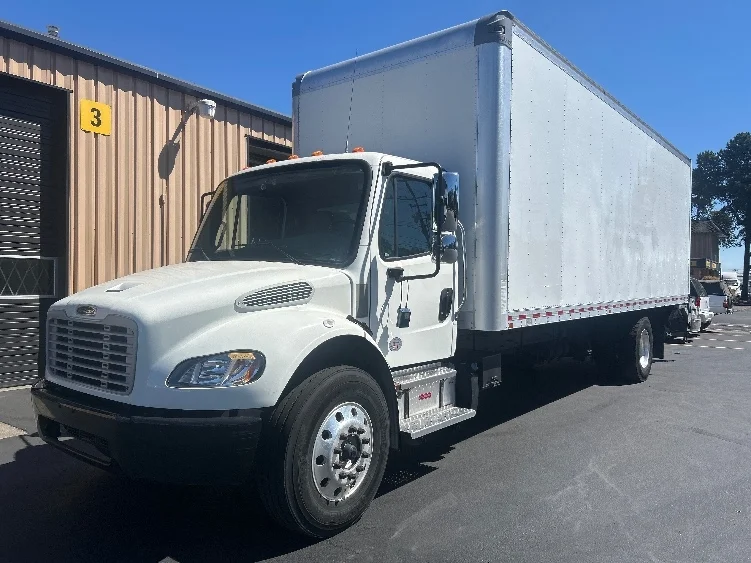 2022 Freightliner eM2 in Portland, OR — photo 3