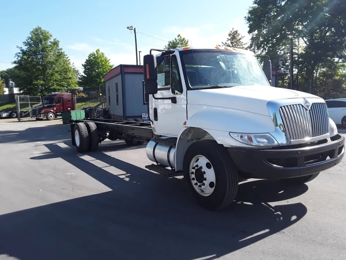 2019 International 4300 in Greensboro, NC — photo 3