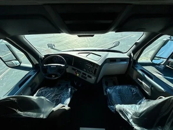 2022 FREIGHTLINER Cascadia 116 - image 26