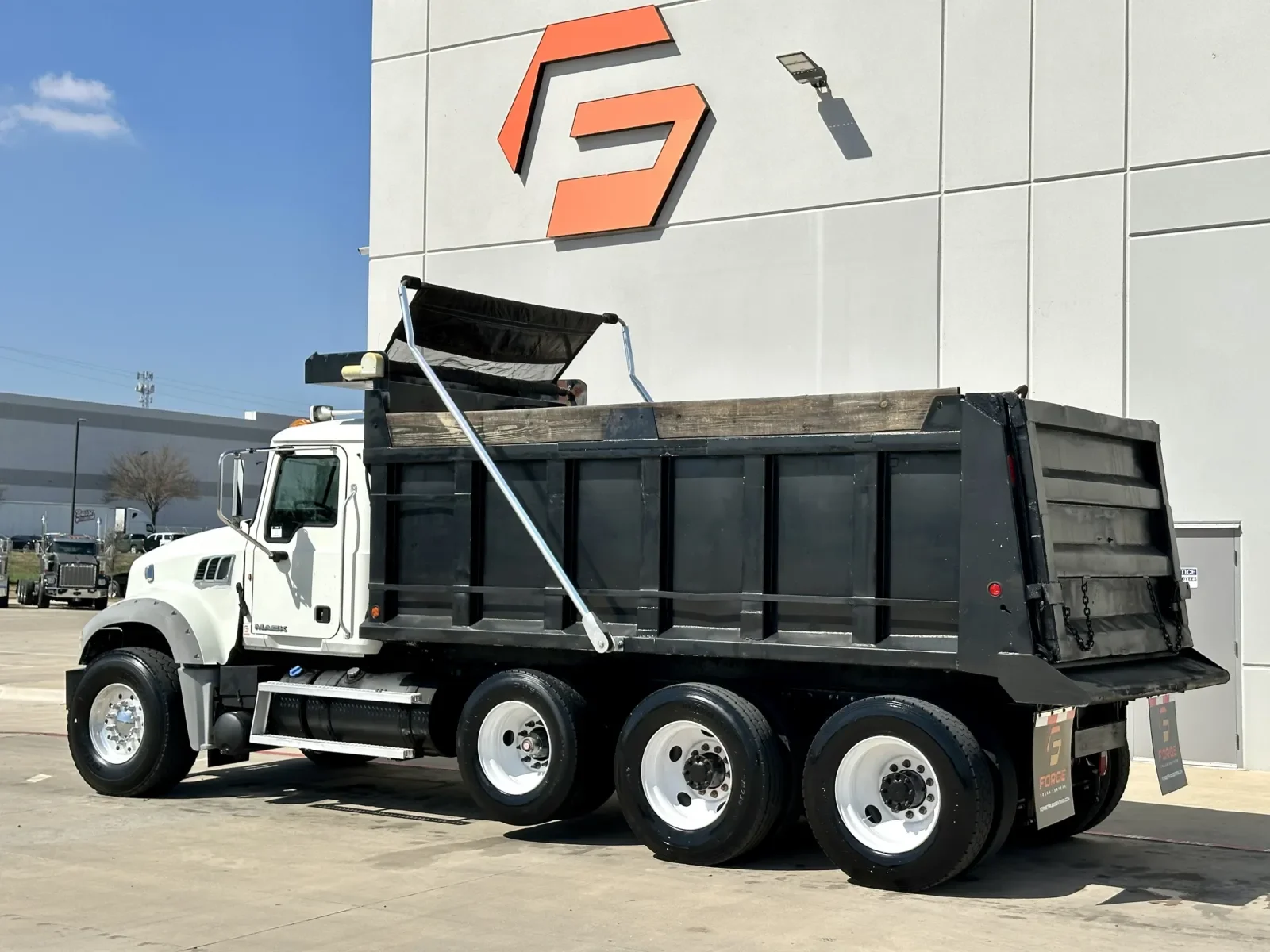 2013 Mack Granite in Hutchins, TX — photo 7