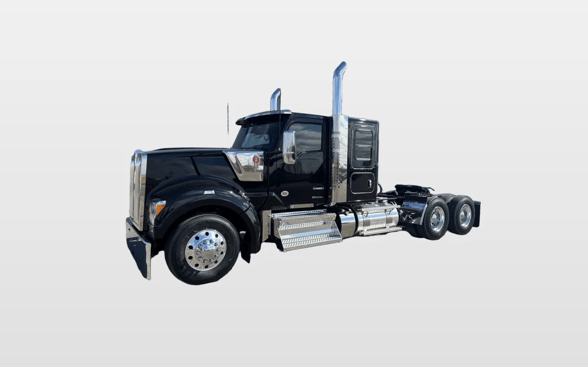 2027 Kenworth W990 - image 1