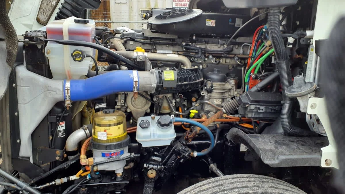 2020 Freightliner Cascadia in Birmingham, AL — photo 9