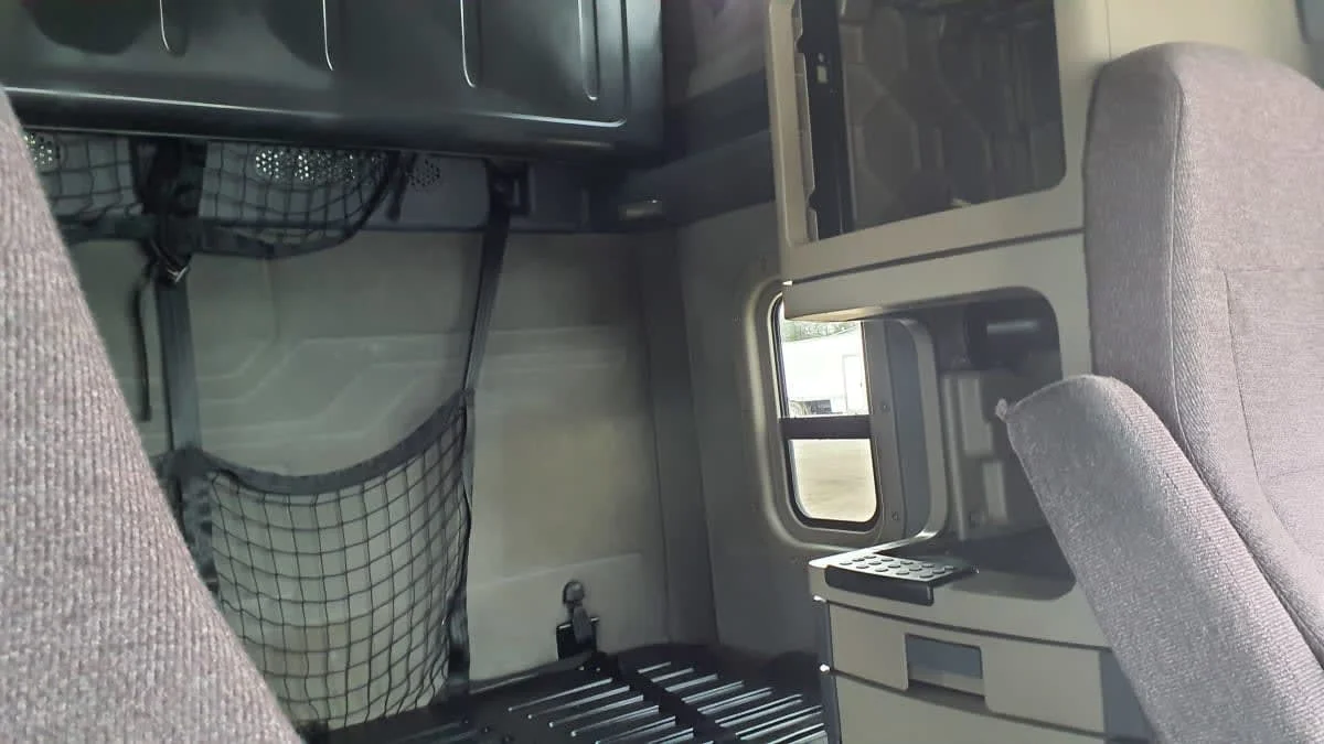 2020 Freightliner Cascadia in Birmingham, AL — photo 15