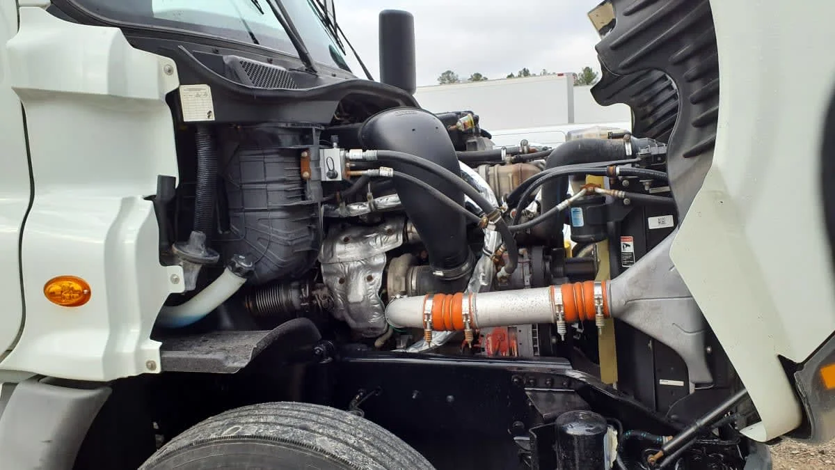 2020 Freightliner Cascadia in Birmingham, AL — photo 10