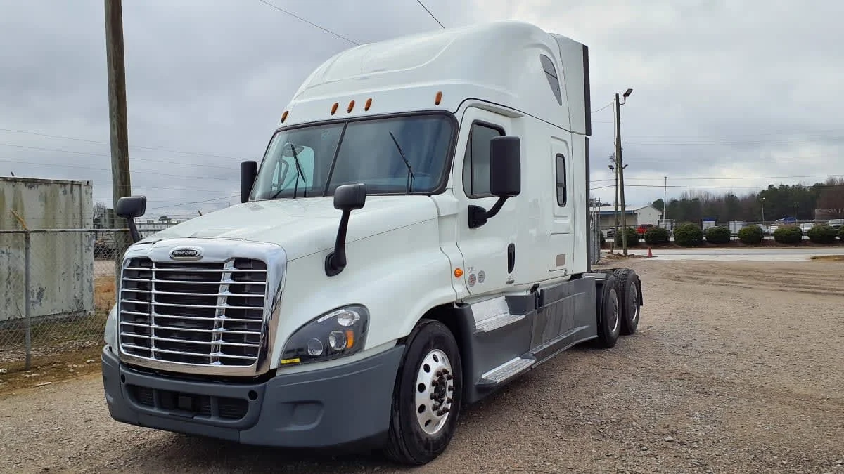 2020 Freightliner Cascadia in Birmingham, AL