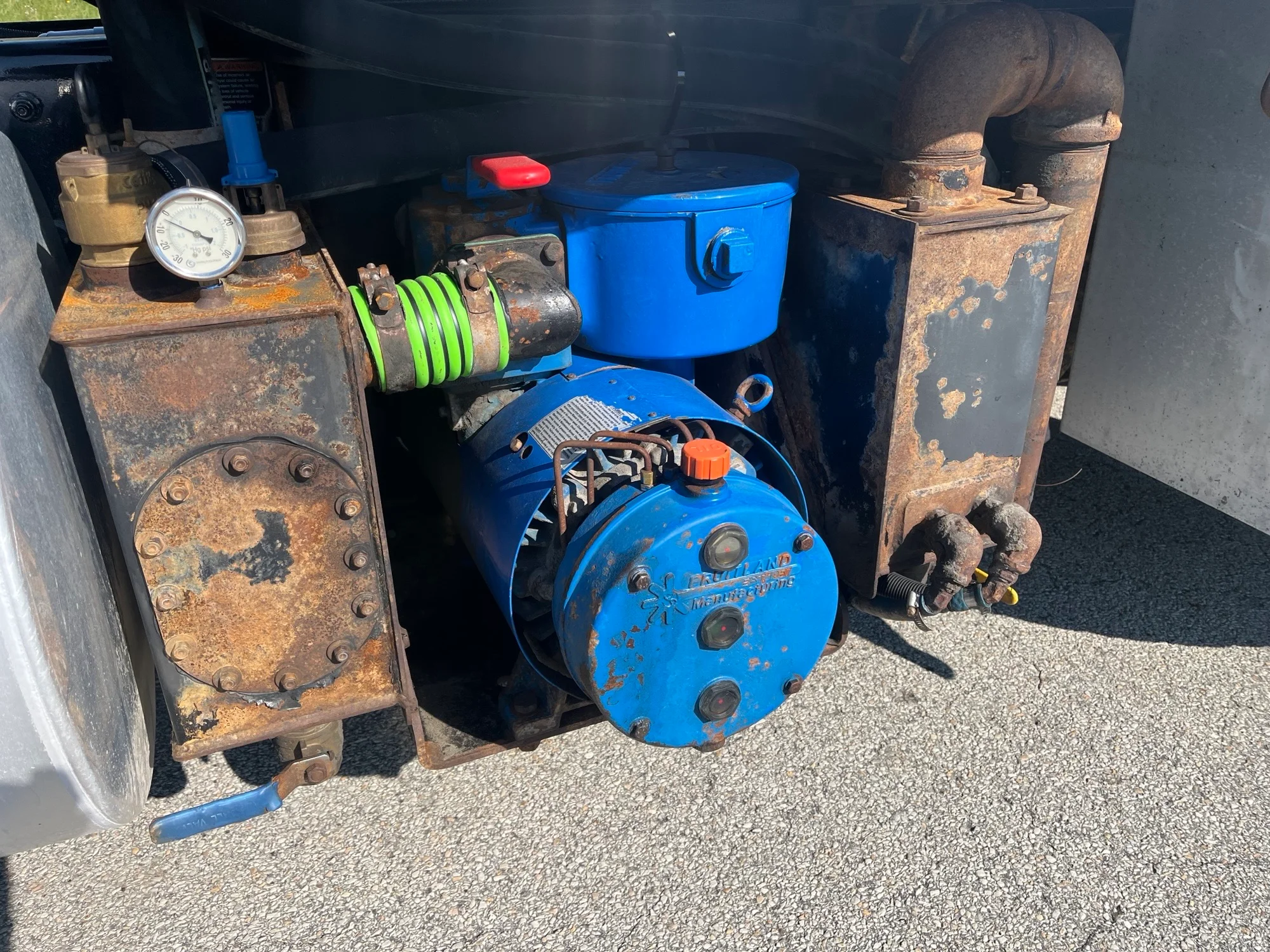 2019 Kenworth T800 - image 6